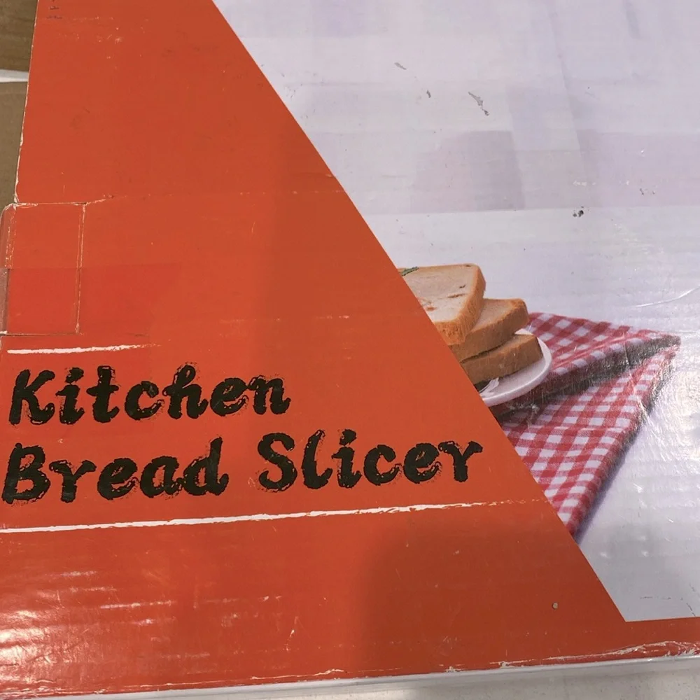 Kiss Core Kitchen Bread Slicer Adjustable Loaf Slicing Guide with Crumb Tray‎